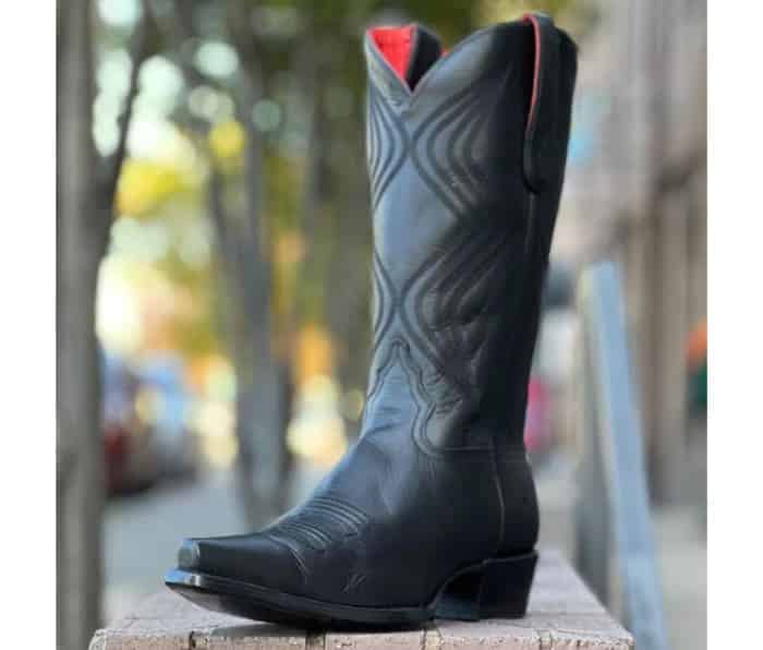 14 Cowboy Boots Thatll Make You The Star Of Every Rodeo 12 Planet Cowboy Classic Cowboy